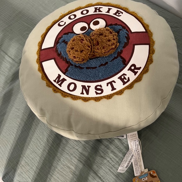 Zara home Sesame Street pillow - Picture 4 of 5